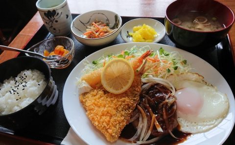 おすすめ！　リスボン定食 840円 (税別)