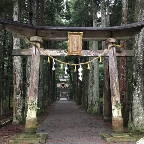 内尾神社（うちおじんじゃ）