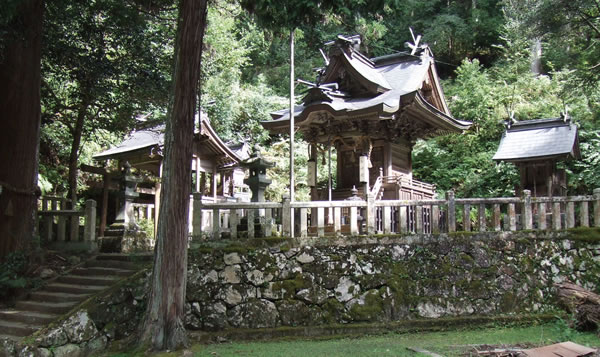 八柱神社