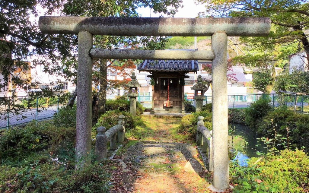 厳島神社